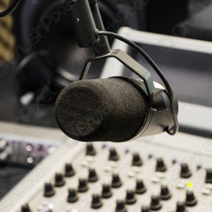 microphone-mixing-panel-radio-studio-754725
